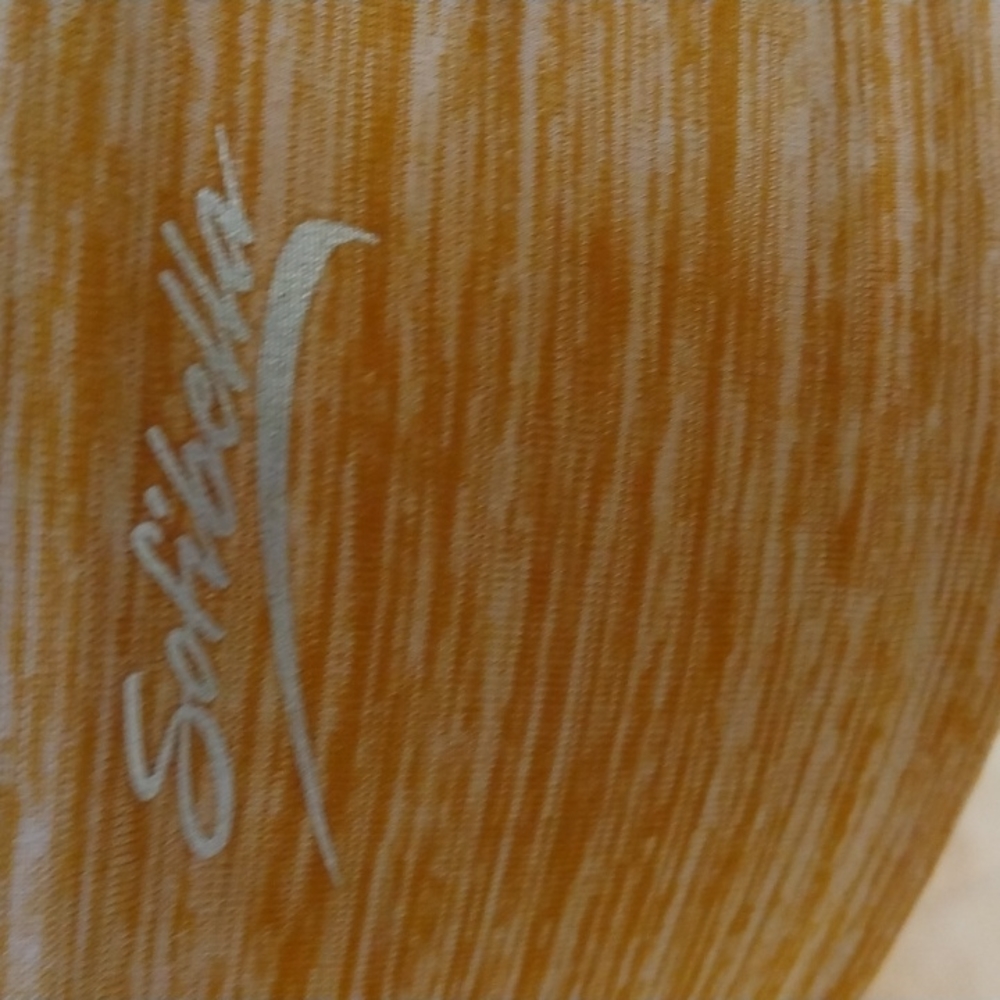 Sofibella Athletic Top. - image 4